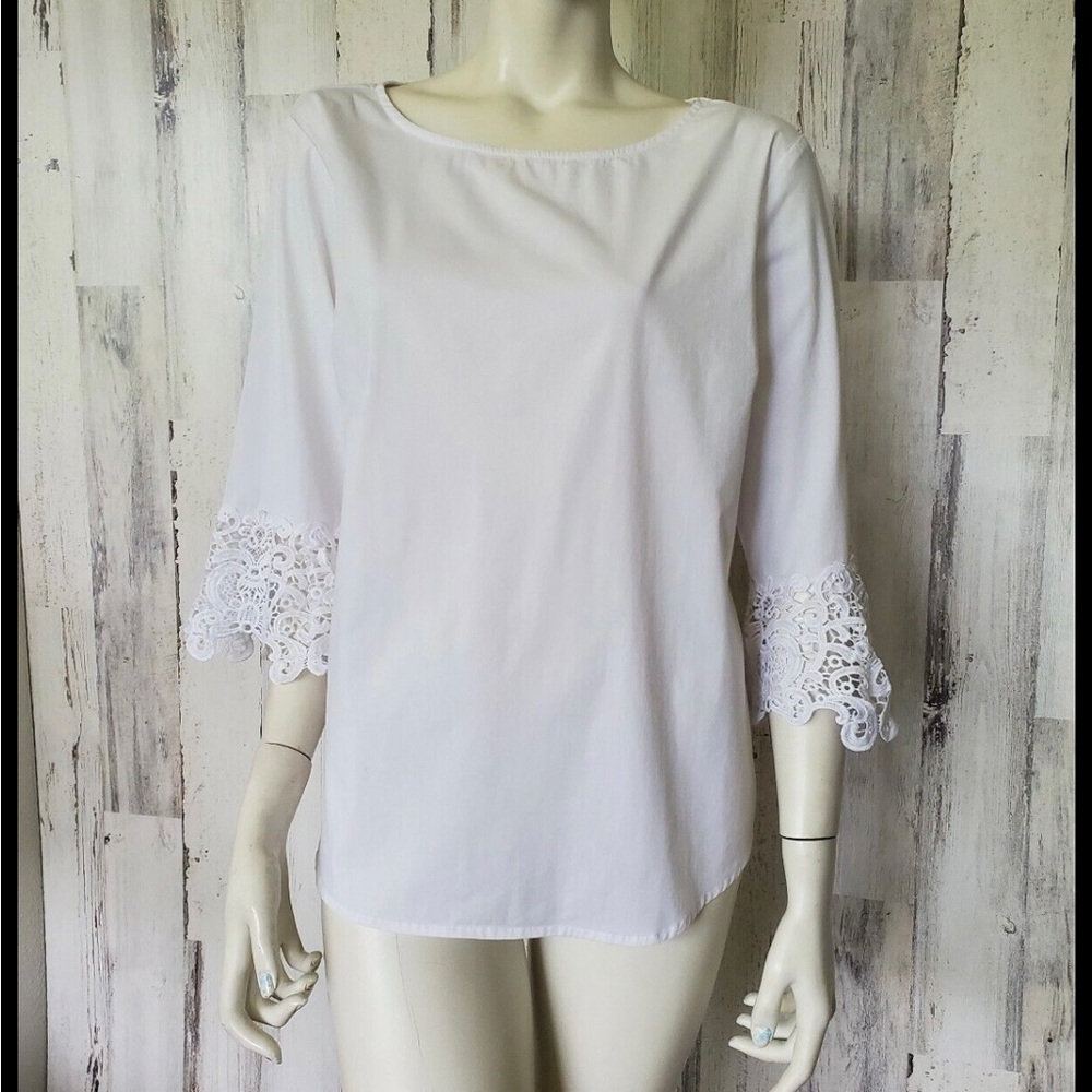 Grand & Greene with Love Small White Womens Floral Bell Sleeve Lace Blouse